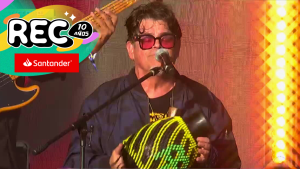 Joe Vasconcellos fue fiesta y ovación en REC 2025: Revive Huellas, uno de sus grandes éxitos