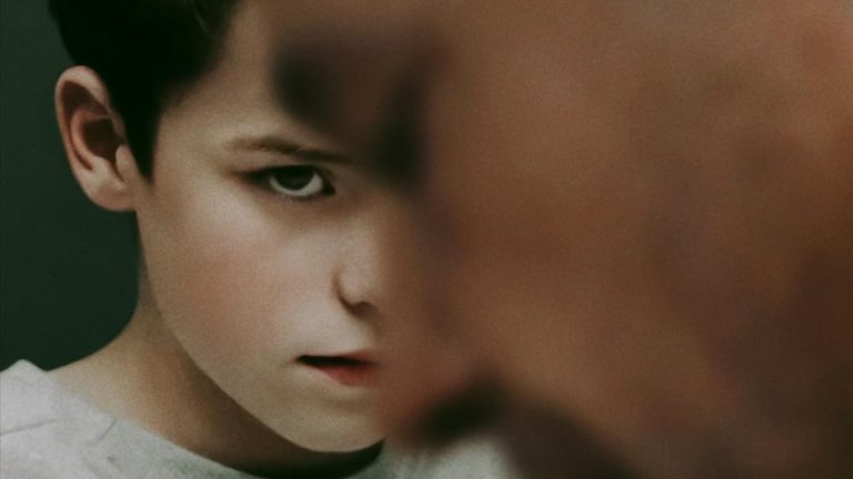 “Adolescencia”: Director revela tres finales alternativos para especial escena