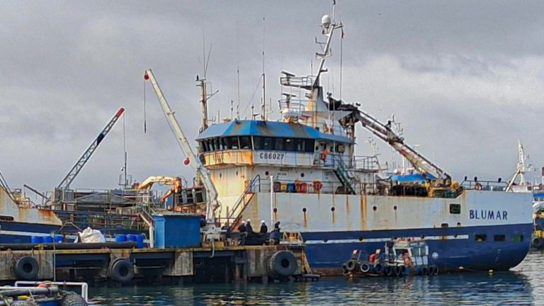 “Digan la verdad”: Familiares de pescadores de Bruma responden a carta de la tripulación del Cobra y acusan pacto de silencio