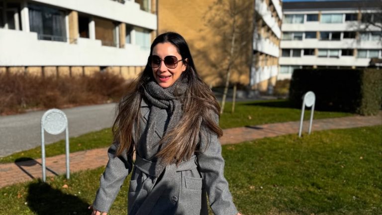 Natalia “Arenita” Rodríguez sorprendió con recorrido por su casa de Dinamarca: “Siempre está el desorden”