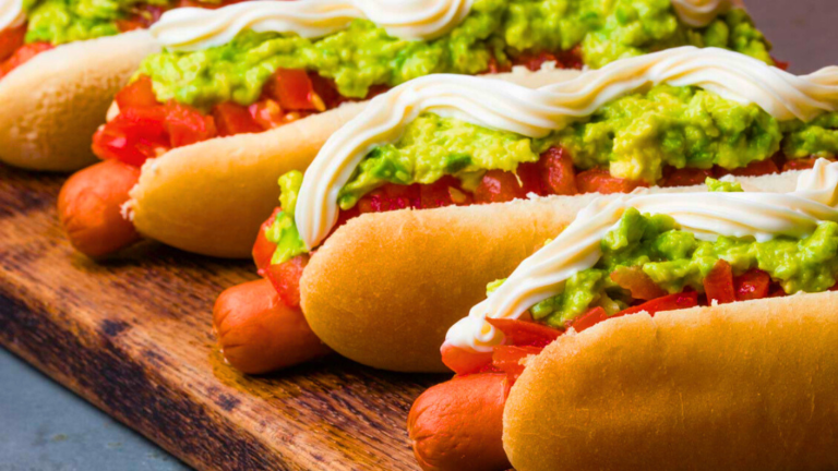 Día del Hot Dog 2025: Conoce las MEJORES promociones y descuentos para festejar este jueves