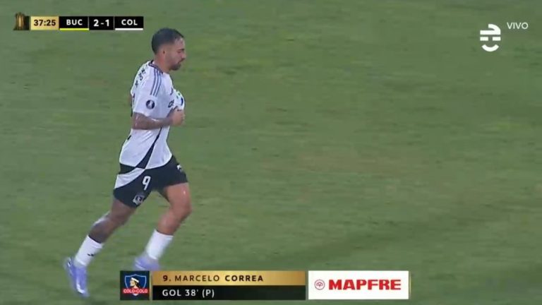 ¿Marcelo o Javier Correa? El particular detalle que vivió el delantero de Colo Colo vs Bucaramanga