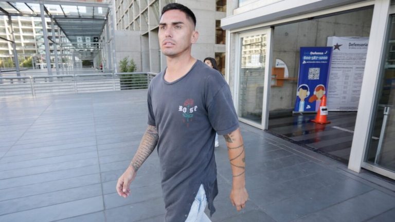 Abrazados: Jean Paul Pineda se muestra en redes sociales con misteriosa mujer