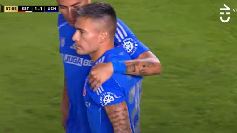 ¡Calidad! El fantástico penal de Charles Aránguiz que le dio el empate parcial a la U vs Estudiantes