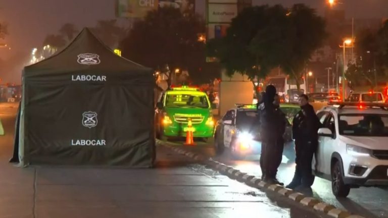 Estación Central: Hombre murió asesinado a balazos en plena Alameda frente a centro comercial