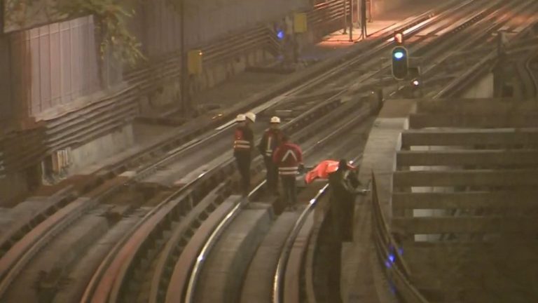 Encuentran a persona fallecida en las vías de la Línea 2 del Metro de Santiago