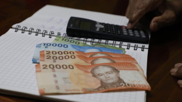 Desde $21.243 por carga: Revisa los requisitos para recibir el Subsidio Familiar Automático en abril