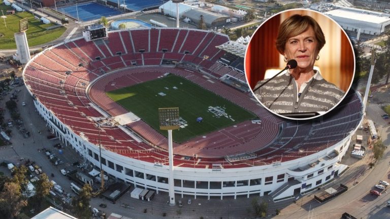 Gobierno arremete contra dichos de Matthei respecto al Estadio Nacional: 