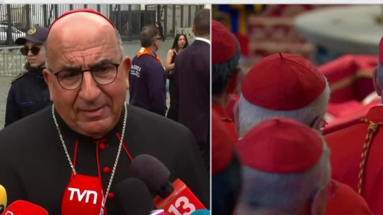 Cardenal Fernando Chomalí llegó a Roma para participar del cónclave