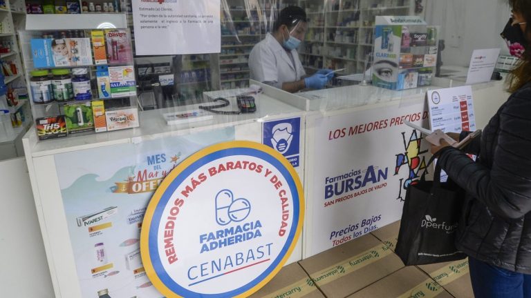 Hasta 80% más baratos: Cómo encontrar medicamentos a bajo costo con el buscador de Cenabast