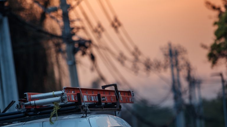 Enel informa nuevos cortes de luz para este martes 22 de abril: Revisa los sectores y horarios