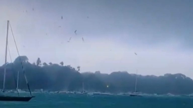 Tornado produce inusual fenómeno y hace 