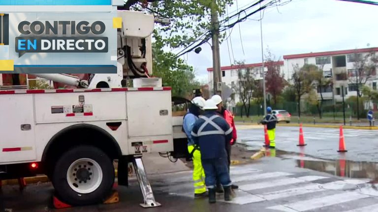 Ñuñoa sin luz por explosión de transformador: Estos son los sectores afectados por el corte