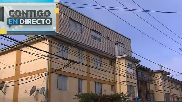 Vecinos de Maipú denuncian ampliación irregular en techo de edificio: Infraestructura podría derrumbarse