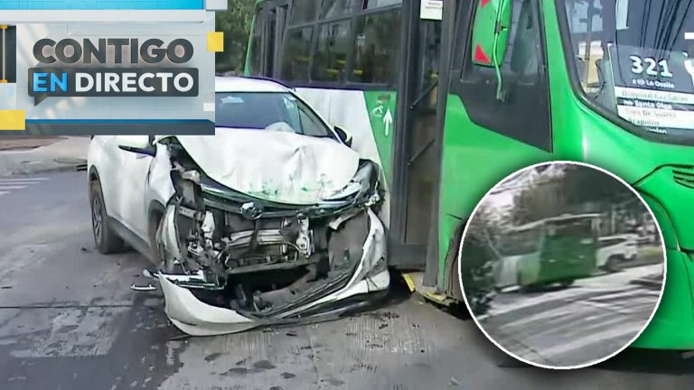 Auto chocó contra una micro por no respetar un Ceda el Paso en Lo Espejo: Accidente dejó un lesionado