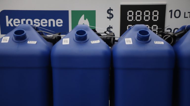 Enap confirma nueva alza de la parafina a partir de HOY: Esto es lo que subió