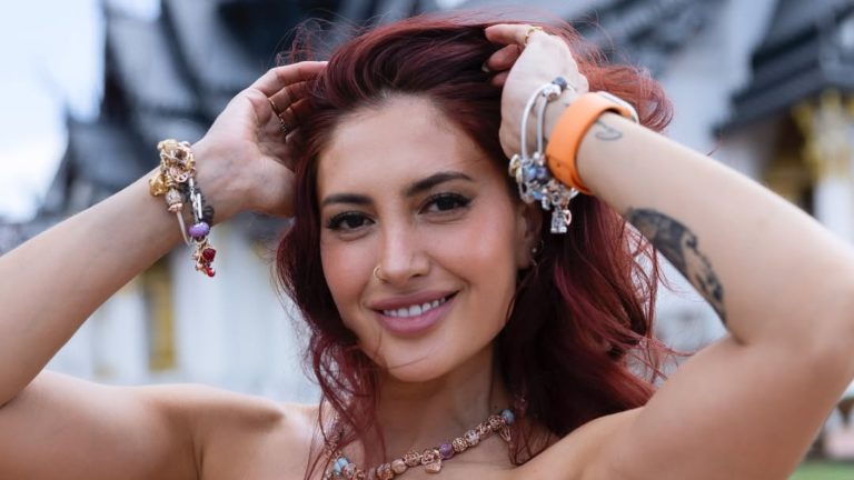 Actualizan estado de salud de Karen Paola tras ser internada y revelan quienes la han visitado en centro de salud