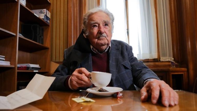 10 frases potentes que dejó Pepe Mujica sobre la vida y la política