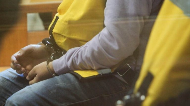 Cuatro nuevos involucrados en red de pedofilia del teólogo de Chillán quedaron en prisión preventiva