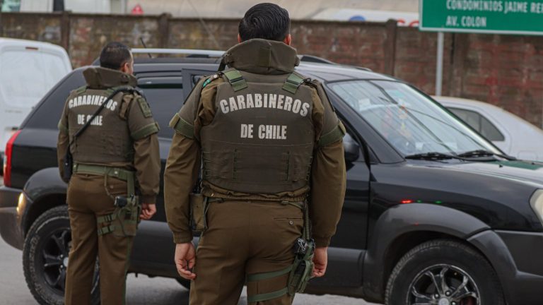 Lo mordió y le sacó cuero cabelludo: Hombre es trasladado de urgencia por salvaje agresión en Punta Arenas