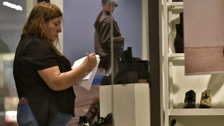 Sence paga hasta $678.028 a mujeres trabajadoras: Consulta AQUÍ si recibes el beneficio