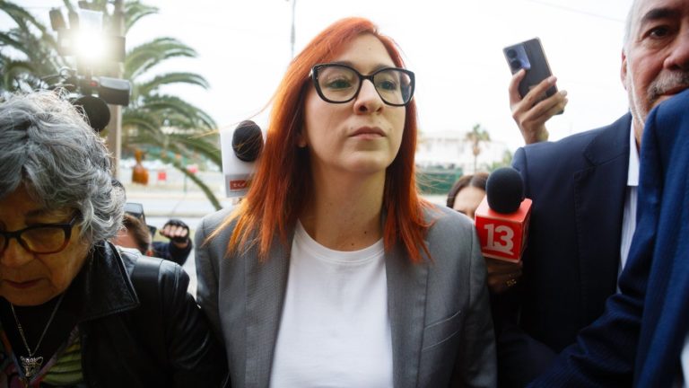 Decretan arresto domiciliario total para diputada Catalina Pérez