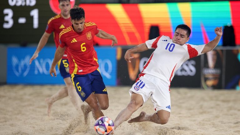 La Roja cayó ante España por 4-1 en el Mundial de Fútbol Playa