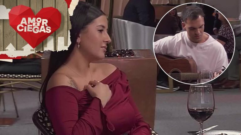 ¡HASTA GUITARRA LLEVÓ! Profesor hizo jugada serenata pero no convenció a su cita: “No me mató”