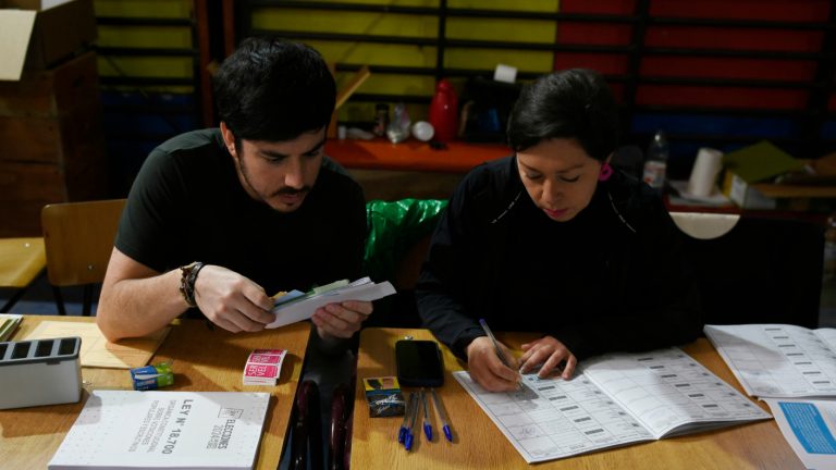 ¿Eres vocal de mesa? Estas son las excusas, plazo para presentarlas y multas si no cumples