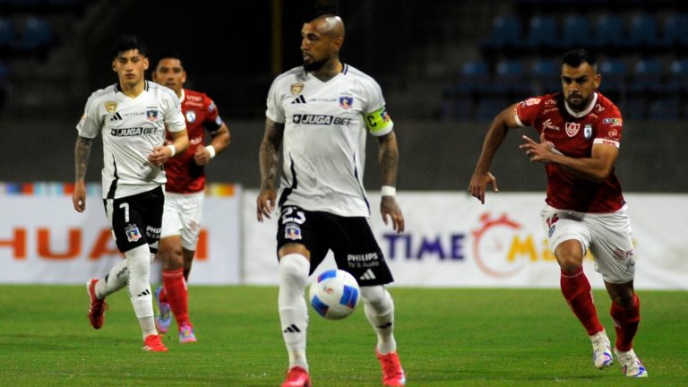 Colo Colo se enredó con el colista Deportes Iquique en un partido para el olvido de Arturo Vidal