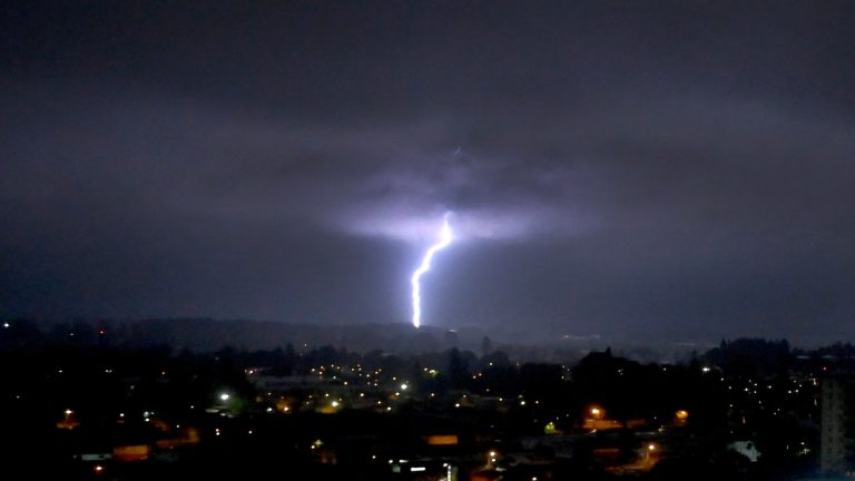 Lluvia, vientos y tormentas eléctricas: 177 damnificados dejó el temporal entre Coquimbo y Los Lagos