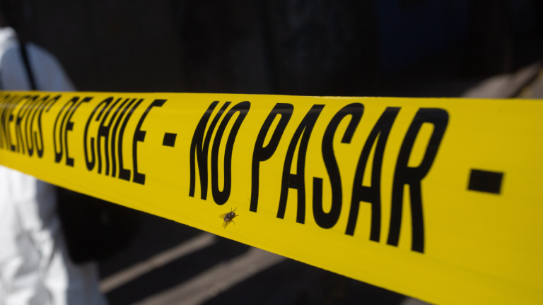 Escolar con antecedente de VIF apuñaló a compañero con cuchillo en liceo de Alhué