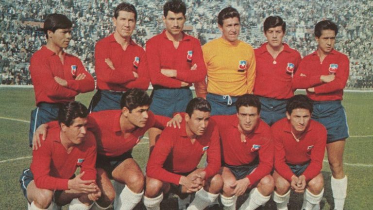 Luto en el fútbol chileno: Falleció referente del Mundial del 62 e ídolo y capitán del Ballet Azul