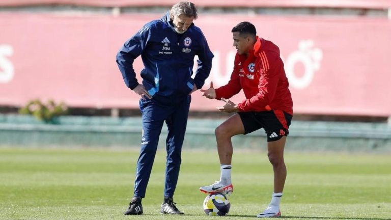 Con Alexis Sánchez a la cabeza: La posible formación de Chile para enfrentar a Argentina