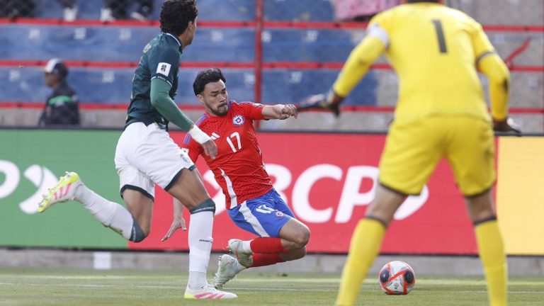Los señalados por los hinchas tras la dolorosa derrota Chile ante Bolivia: “Con razón...”