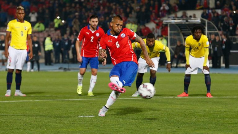 A 10 años de la gloria: Chile iniciaba su camino en la Copa América 2015 con victoria sobre Ecuador