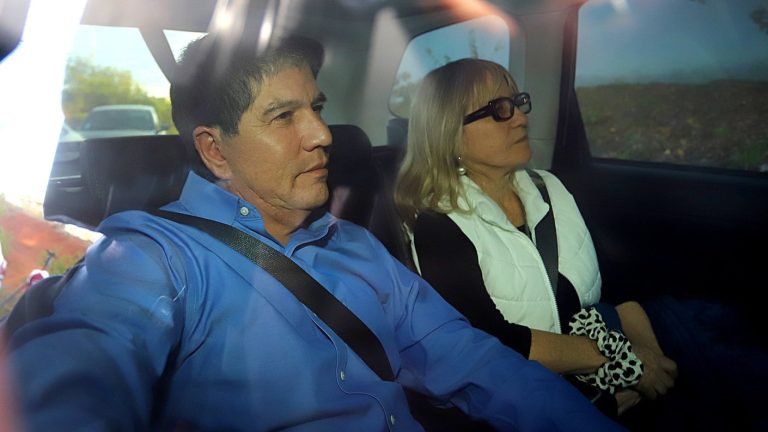 Manuel Monsalve es dado de alta luego de ser internado este fin de semana en una clínica de Viña del Mar