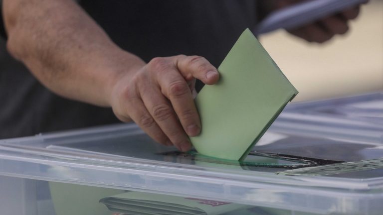 ¿Es obligatorio votar en las primarias 2025?