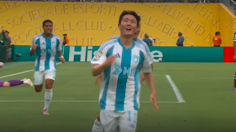 Lo dieron vuelta: Ulsan Hyundai se puso en ventaja ante Fluminense con soberbio cabezazo