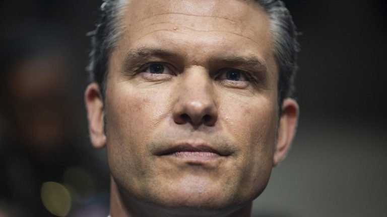 Jefe del Pentágono tras bombardear Irán: 