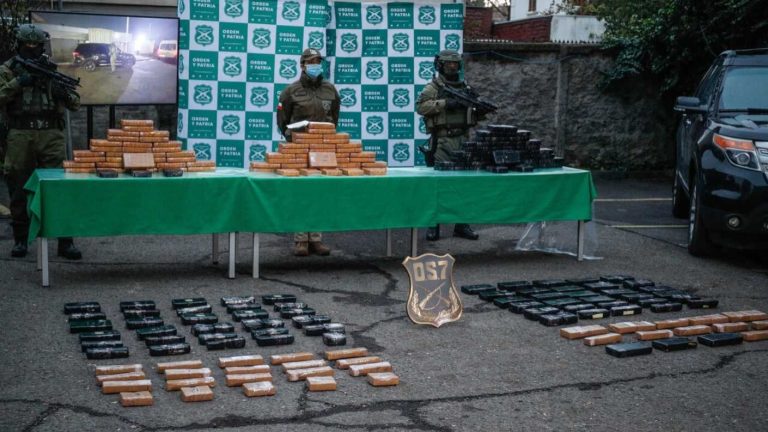 Detuvieron a seis suboficiales del Ejército por trasladar drogas desde el norte a Santiago
