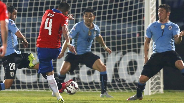 A 10 años de la gloria: Chile vence a Uruguay con el gol más gritado de la Copa América 2015