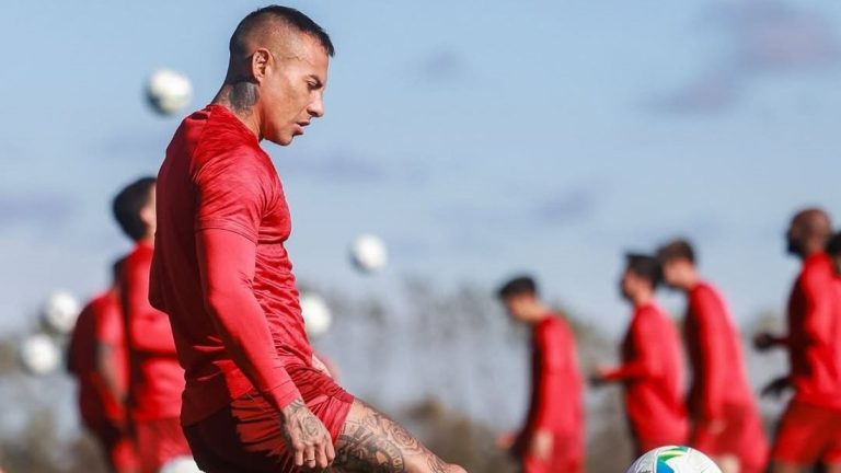 Etapa cerrada: Eduardo Vargas logra acuerdo y se va de Nacional de Uruguay