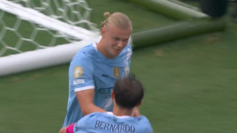 Erling Haaland culmina una gran jugada colectiva para que el City aumente la ventaja sobre la Juventus