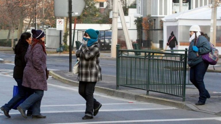 Hasta -4° en la RM: Heladas llegarán a seis región del país este domingo