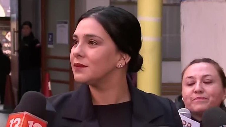 “Tampoco soy ingenua”: Karol Cariola arremetió contra Fiscalía tras acudir a votar en primarias