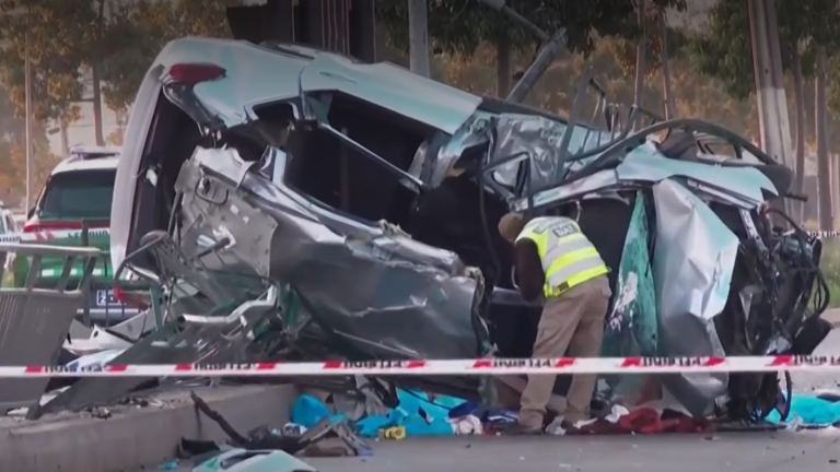 Grave accidente en La Pintana deja dos muertos y una mujer dio a luz en el lugar