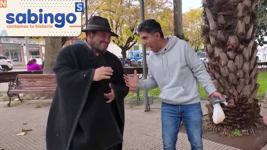 Disfrutando de los panoramas en la plaza de Molina | De plaza en plaza | Sabingo