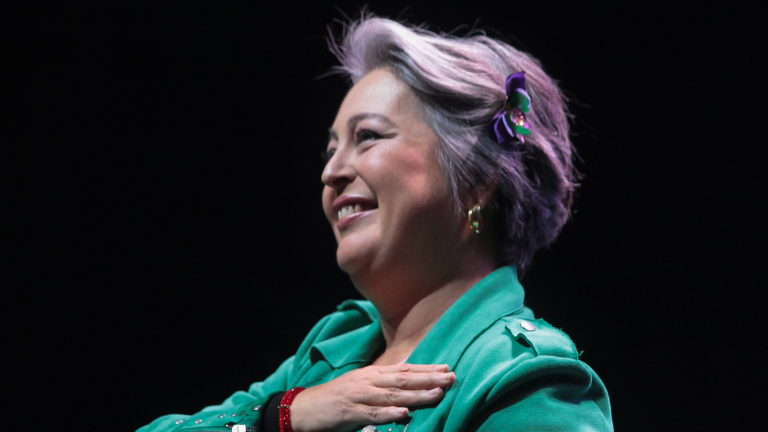 Jeannette Jara lidera encuesta presidencial superando casi por el doble a Kast y Matthei