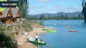A solo una hora de Santiago: Relájate y conéctate con la naturaleza en esta hermosa laguna